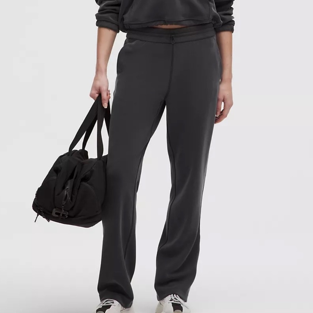Lululemon Softstreme High-Rise Pant in Black- 4
